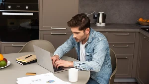 Czy praca zdalna podzieli los telepracy? Zdjęcie ilustracyjne