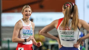 Adrianna Sułek znakomicie rozpoczęła start w mistrzostwach Europy - uśmiech po biegu płotkarskim nie był więc zaskoczeniem