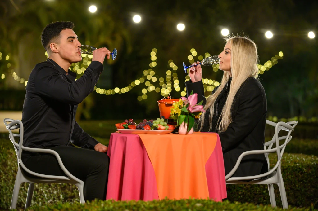 Randka Julii i Kamila