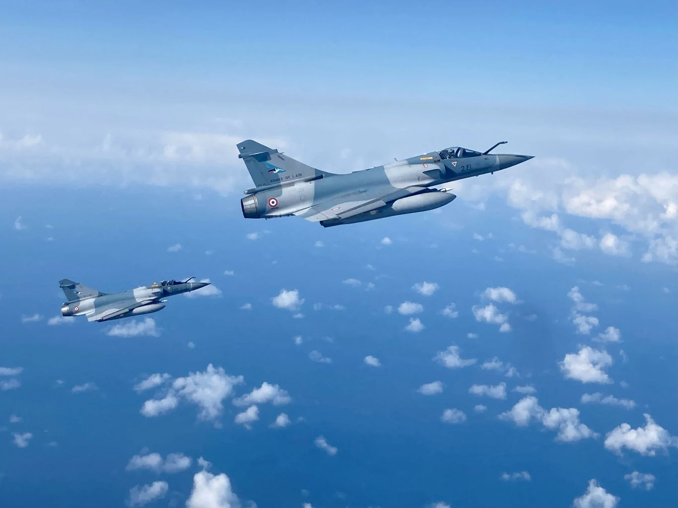 Francuskie myśliwce Mirage 2000 nad Ukrainą. Taka wizja powoli staje się rzeczywistością Francuskie myśliwce Mirage 2000 nad Ukrainą. Taka wizja powoli staje się rzeczywistością