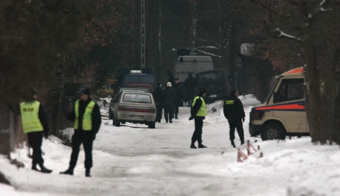 Warszawa - Magdalenka miejsce akcji policji 