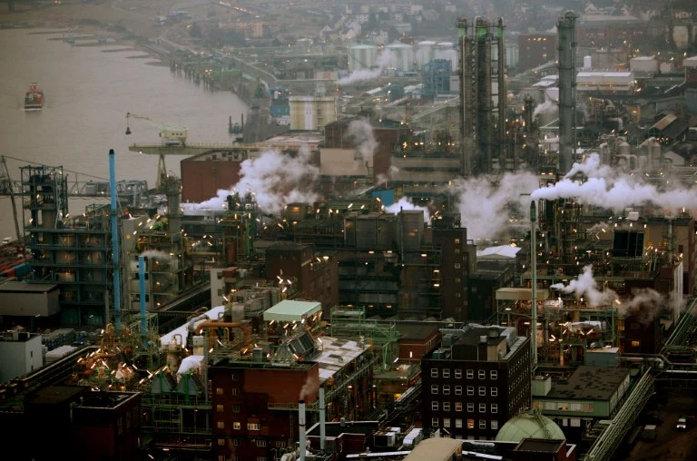 Chiny zużywają za dużo energii. Krajowi będzie trudno osiągnąć cele klimatyczne - twierdzi Bloobmerg Chiny zużywają za dużo energii. Krajowi będzie trudno osiągnąć cele klimatyczne - twierdzi Bloobmerg