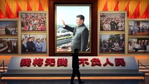Zdjęcia prezydenta Chin Xi Jinpinga w Muzeum Komunistycznej Partii Chin w Pekinie (zdj. ilustracyjne)