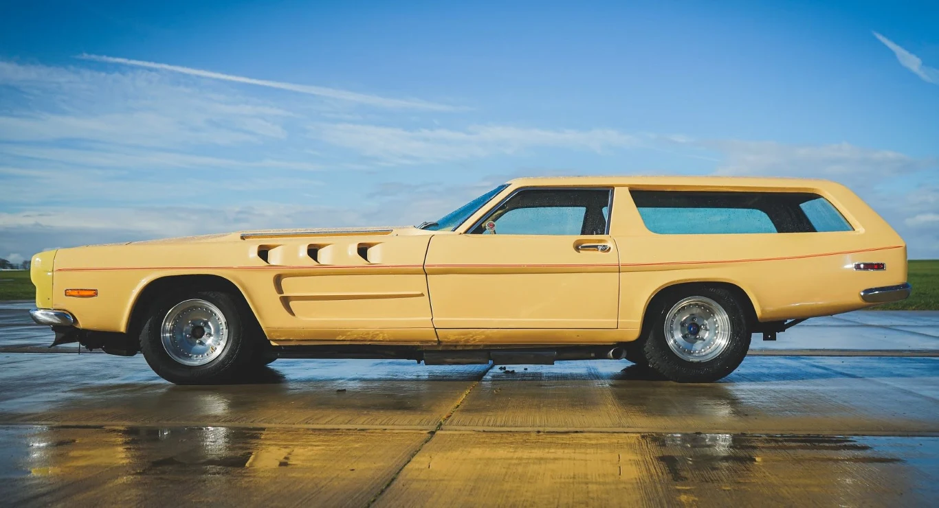 "Bestia" przypomina nieco auto z kreskówki.