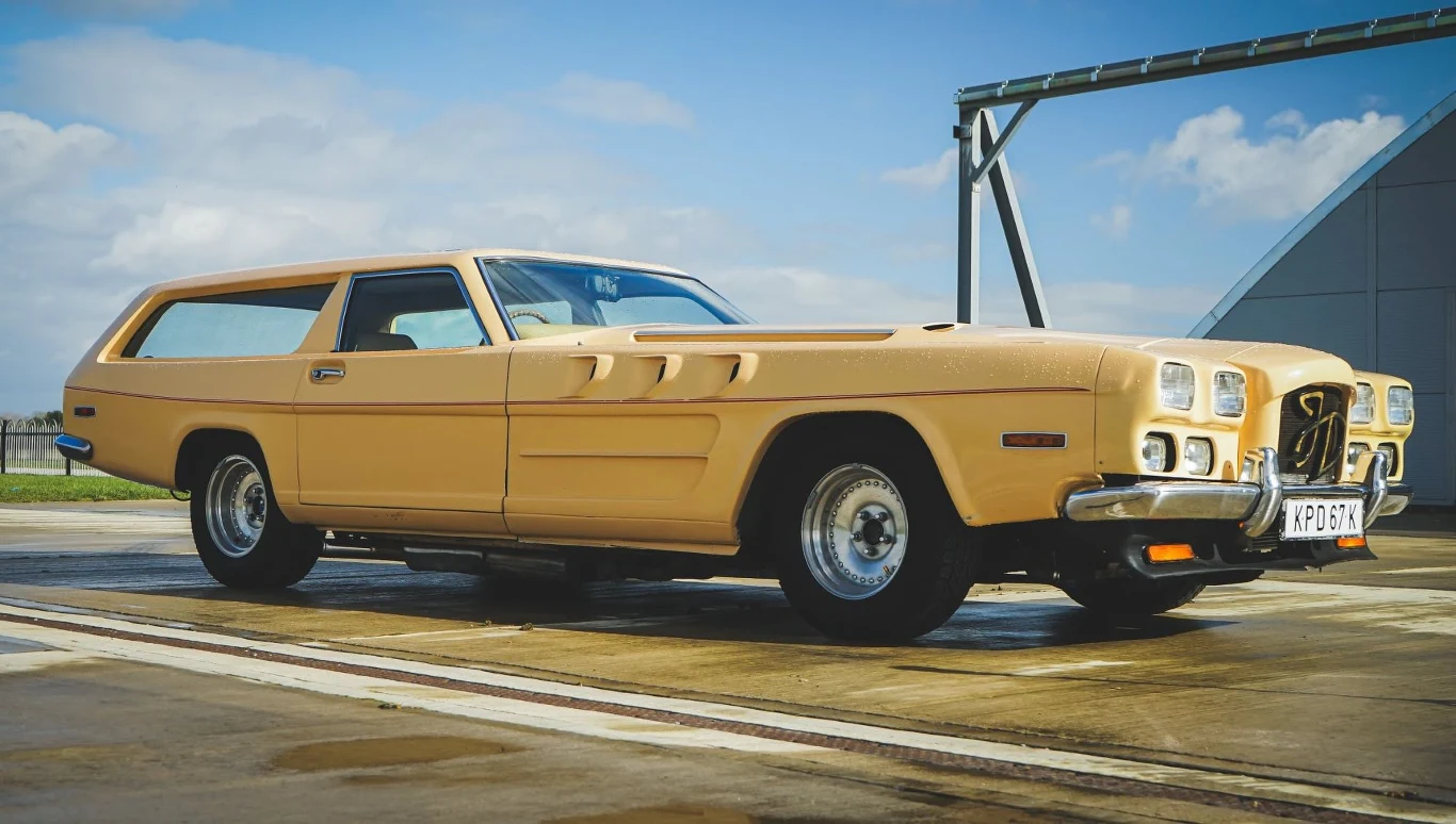 "Bestia" Johna Dodda.