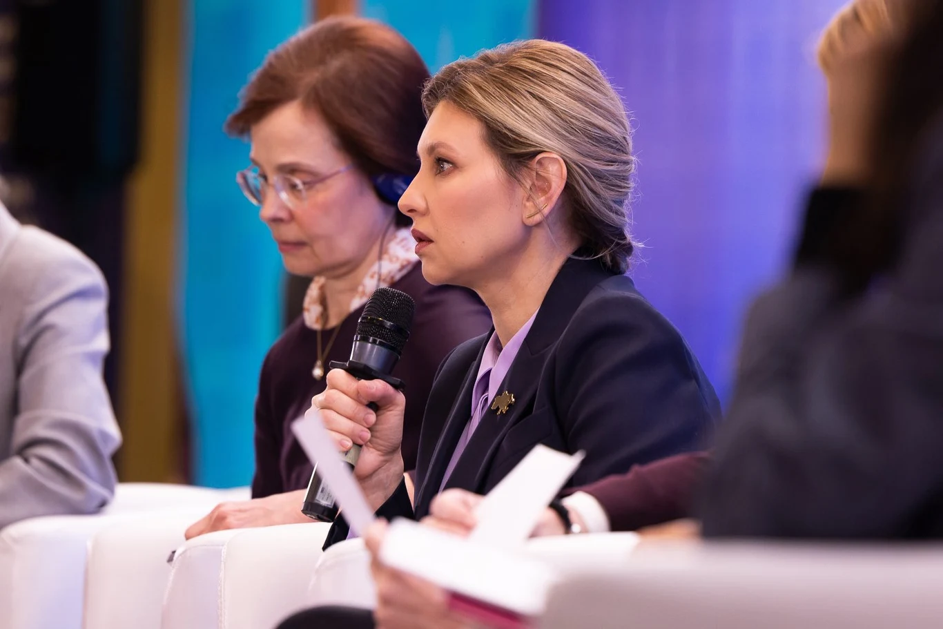 Ołena Zełenska podczas konferencji we Lwowie Ołena Zełenska podczas konferencji we Lwowie