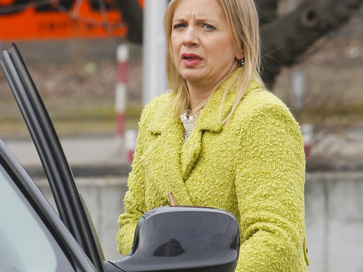 Marzena Rogalska musi obejść się smakiem bezpiecznej posadki w "Mieście kobiet" do emerytury Marzena Rogalska musi obejść się smakiem bezpiecznej posadki w "Mieście kobiet" do emerytury