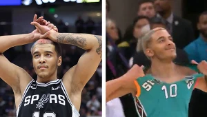 Jeremy Sochan w trakcie meczu z Houston Rockets z emocji rozerwał własną koszulkę