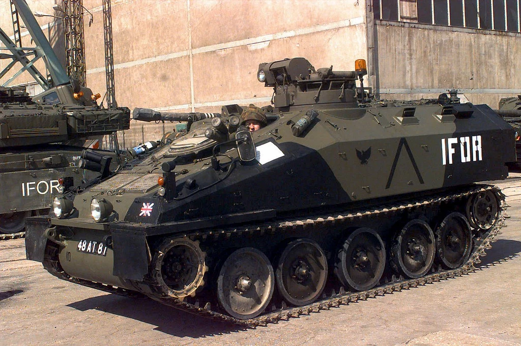 Transporter opancerzony FV103 Spartan