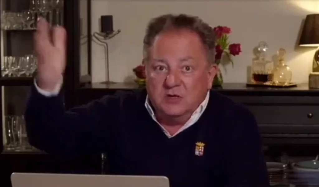 Robert Makłowicz o jedzeniu robaków Robert Makłowicz o jedzeniu robaków