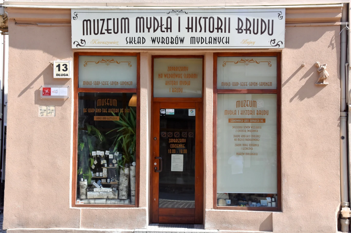 W Muzeum Mydła podczas zwiedzania zrobisz też swoje własne mydło. W Muzeum Mydła podczas zwiedzania zrobisz też swoje własne mydło.
