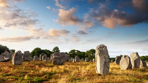 Dziwniejsze i starsze niż Stonehenge, czyli kamienie Carnac 