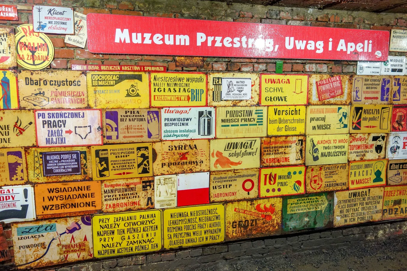 Każdy darczyńca muzeum może zwiedzić kompleks kopalni bezpłatnie. Każdy darczyńca muzeum może zwiedzić kompleks kopalni bezpłatnie.