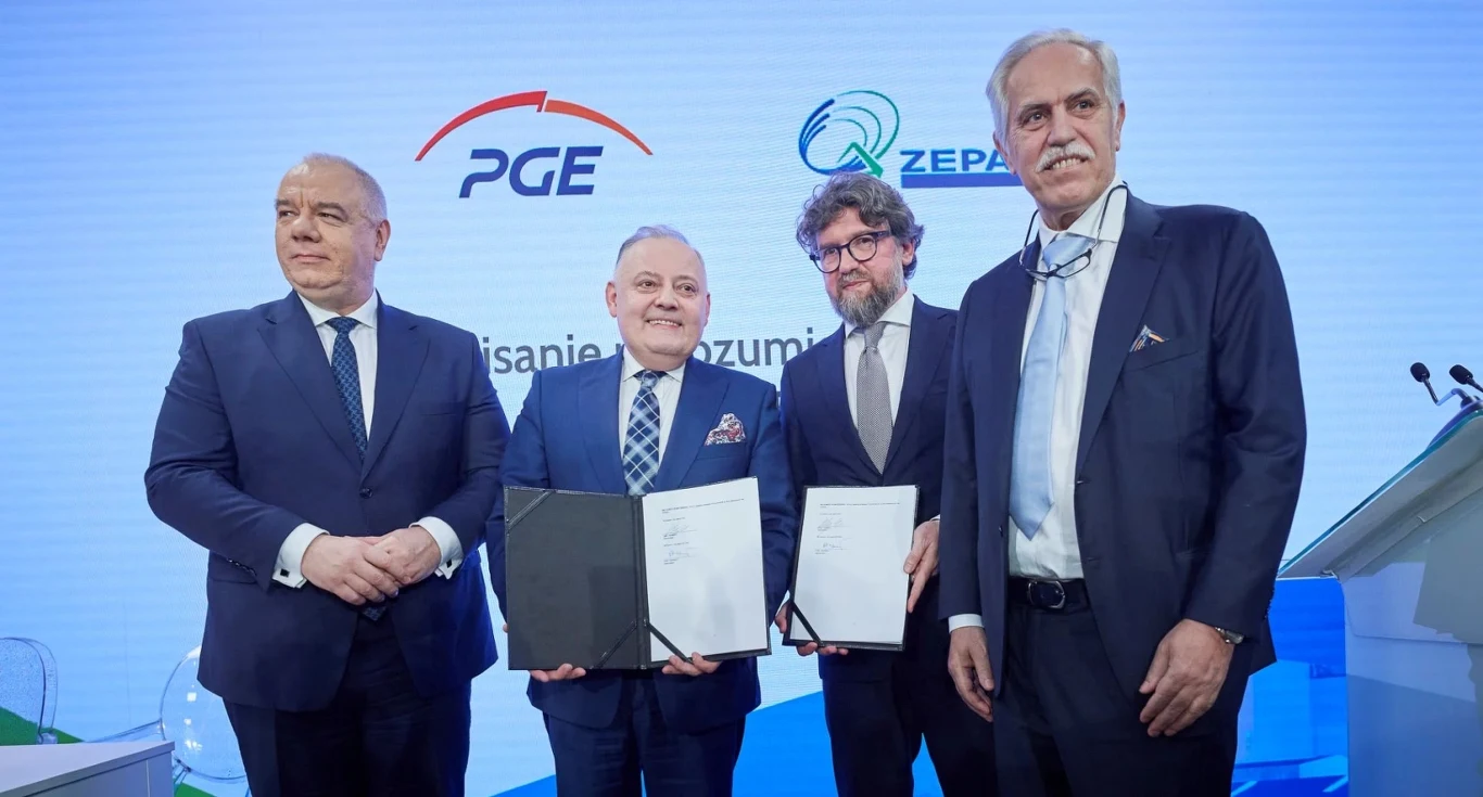 Firmy ZE PAK i PGE będą pracować nad elektrownią jądrową w Pątnowie (woj. wielkopolskie) i utworzą wspólną spółkę. We wtorek podpisano w tej sprawie porozumienie Firmy ZE PAK i PGE będą pracować nad elektrownią jądrową w Pątnowie (woj. wielkopolskie) i utworzą wspólną spółkę. We wtorek podpisano w tej sprawie porozumienie