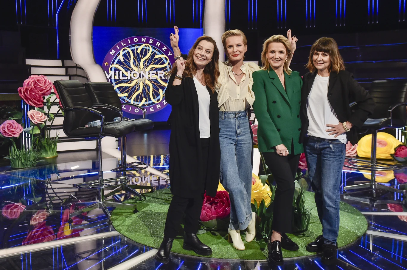 "Milionerzy" Cielecka, Kulesza, Suchora, Kuligowska "Milionerzy" Cielecka, Kulesza, Suchora, Kuligowska