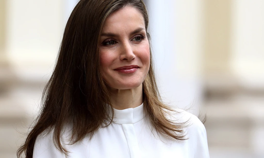 Królowa Letizia to prawidziwa ikona stylu. Jej outfitami inspirują się miliony kobiet na całym świecie