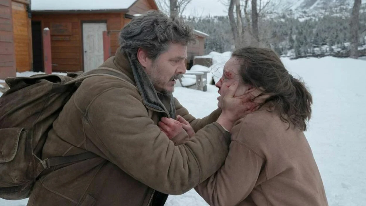Pedro Pacal i Bella Ramsey w ósmym odcinku "The Last of Us" Pedro Pacal i Bella Ramsey w ósmym odcinku "The Last of Us"