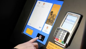 Klienci kilku banków w weekend będą musieli uzbroić się w cierpliwość 