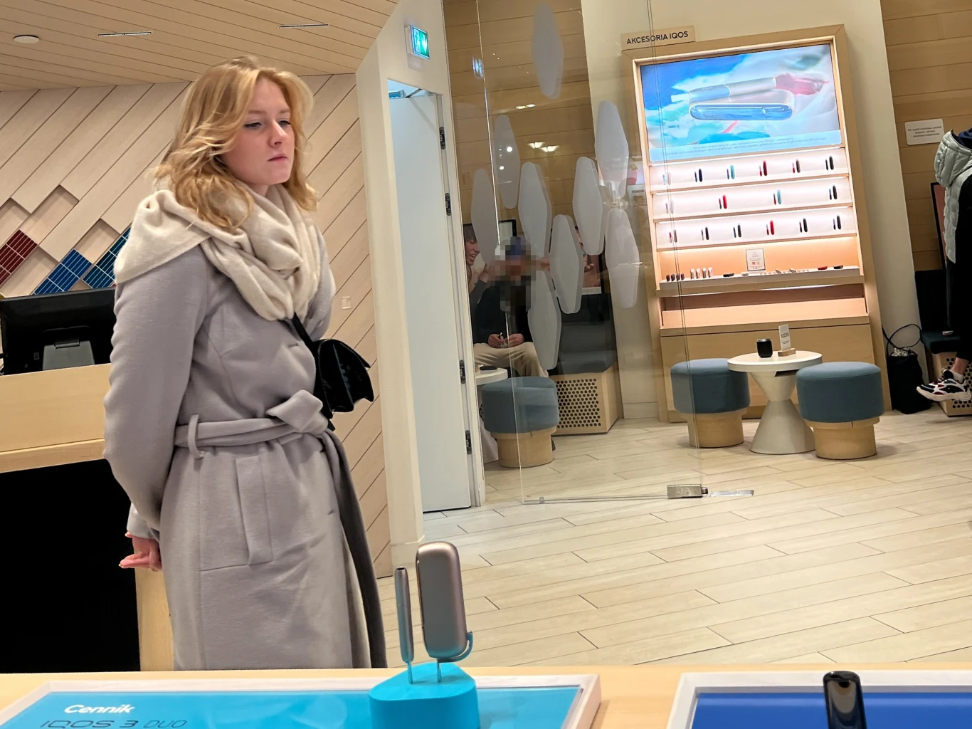 Kinga Duda na zakupach w Złotych Tarasach Kinga Duda na zakupach w Złotych Tarasach