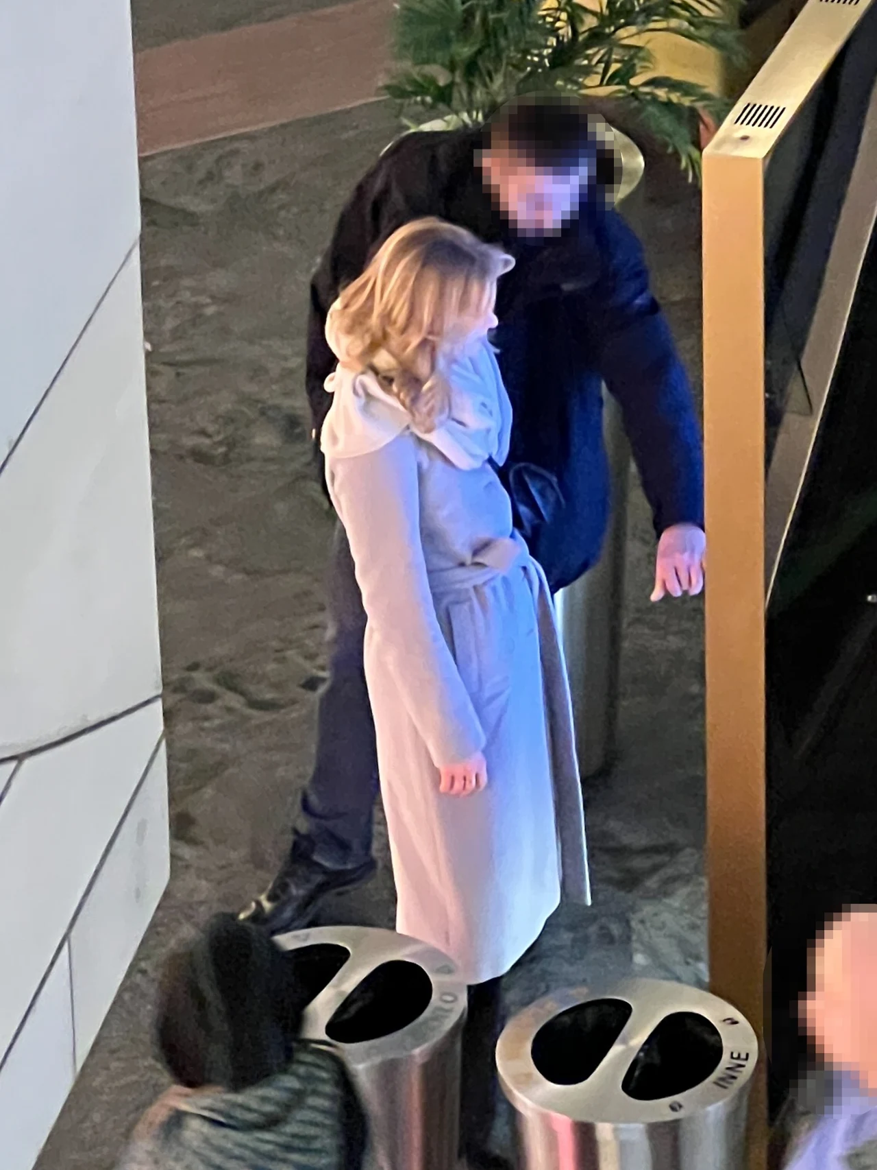 Kinga Duda na zakupach z ochroniarzem w Złotych Tarasach