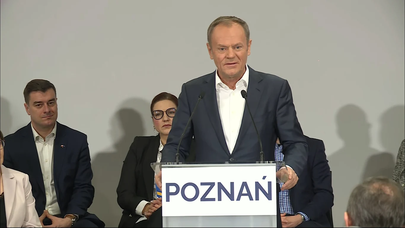 Donald Tusk podczas wyjazdowego posiedzenia klubu KO w Poznaniu Donald Tusk podczas wyjazdowego posiedzenia klubu KO w Poznaniu