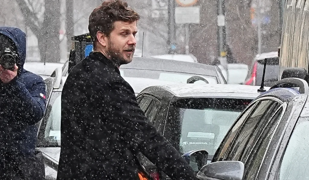 Antek Królikowski stawił się na komendzie policji Antek Królikowski stawił się na komendzie policji