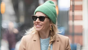 Sienna Miller w zaskakującej stylizacji. Wciąż jest ikoną mody?