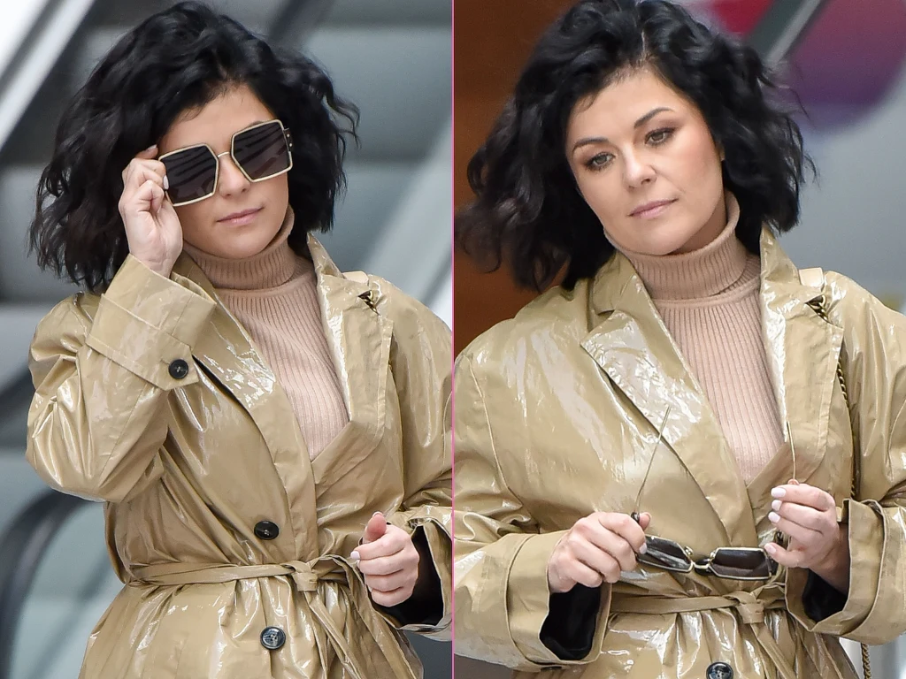 Katarzyna Cichopek zawinięta jak cukierek wychodzi SAMA z TVP. To stąd ta smutna mina?