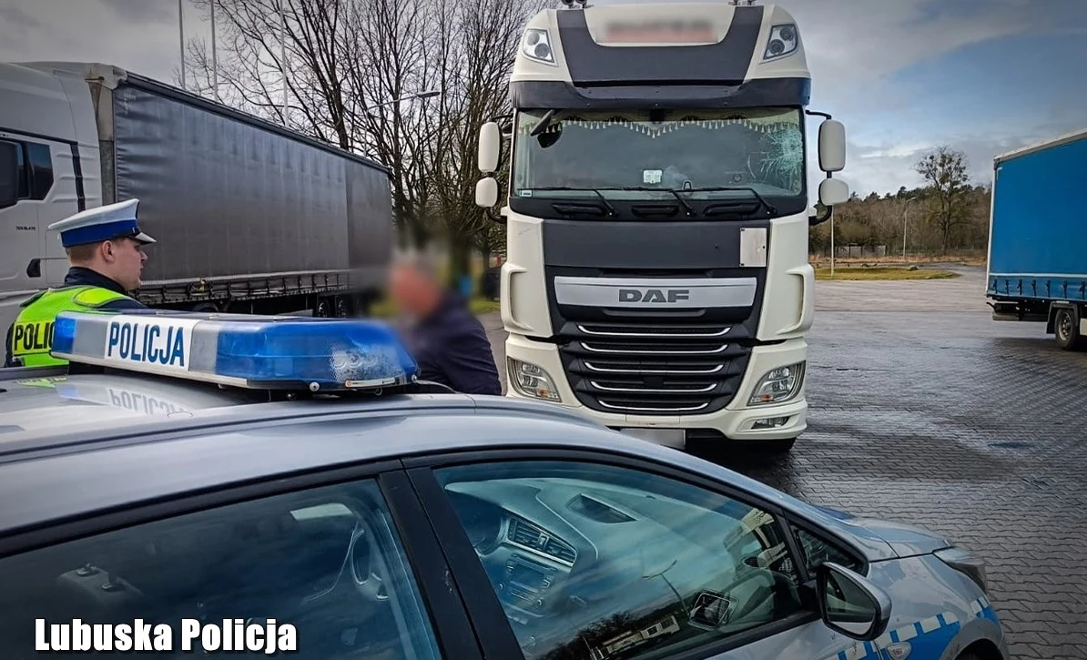 Kierowca ciężarówki został ukarany mandatem w wysokości 3 tys. złotych. Otrzymał także 15 punktów karnych.