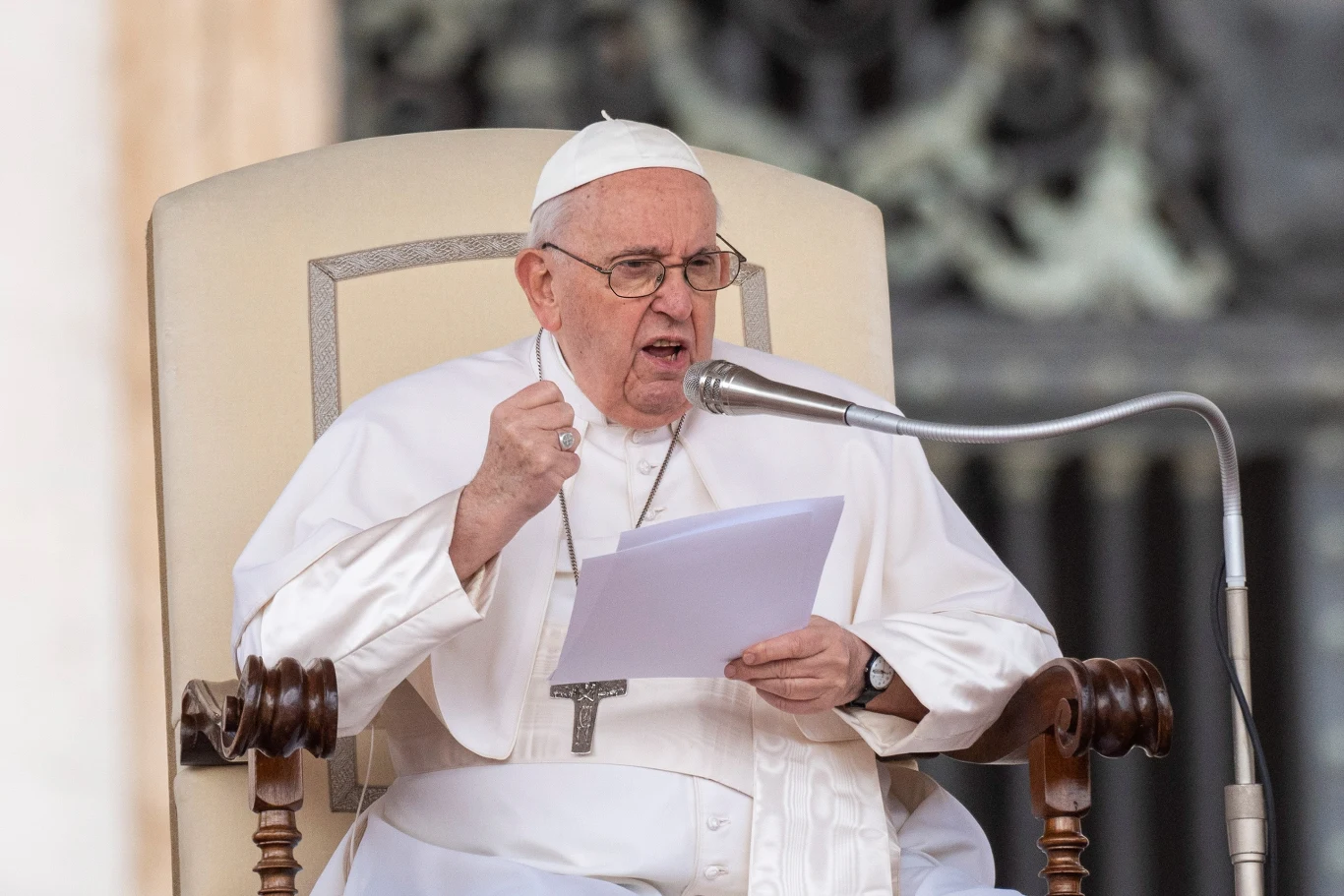 Papież Franciszek I podczas przemówienia w 2023 r. Papież Franciszek I podczas przemówienia w 2023 r.