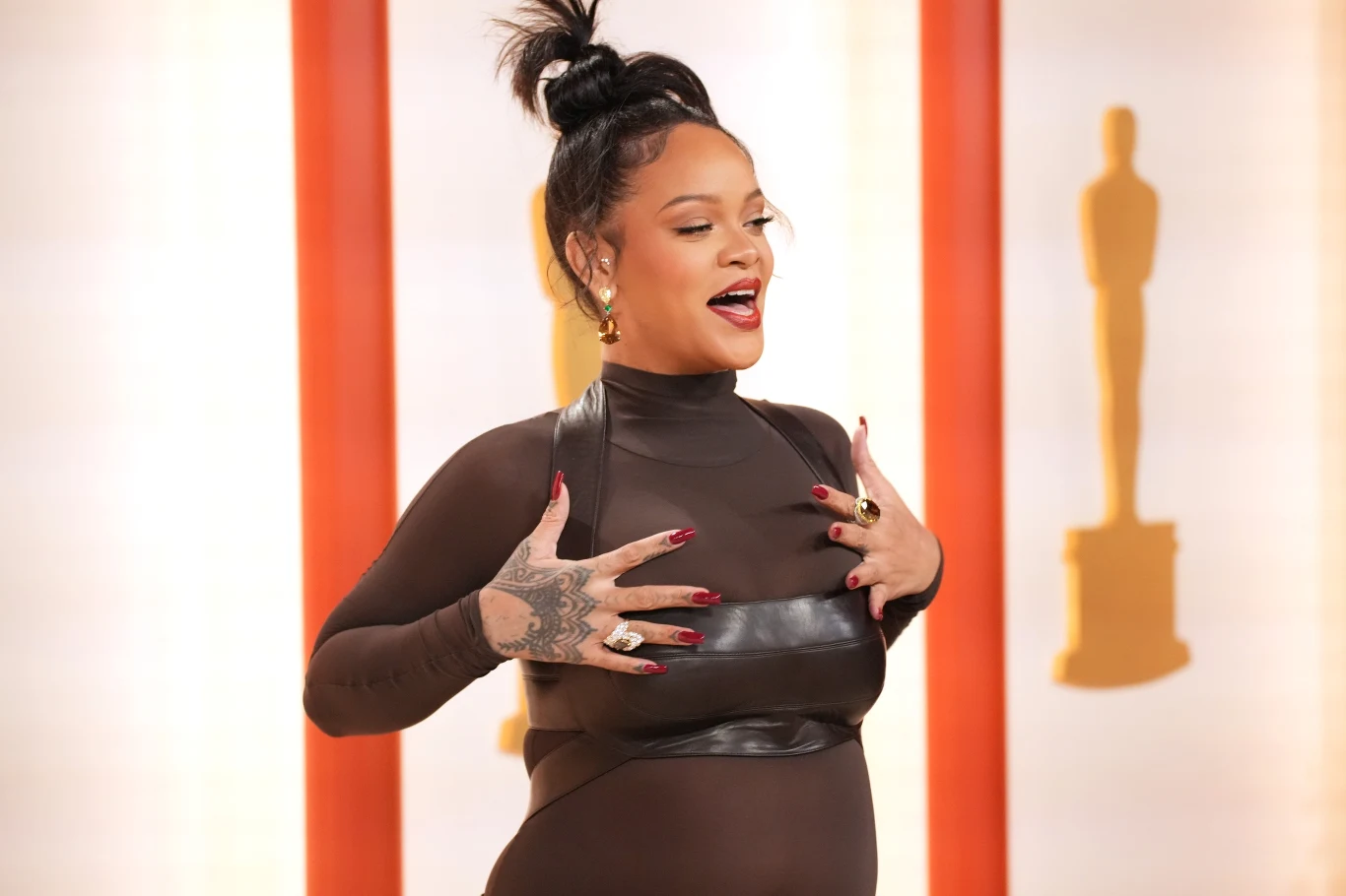 Rihanna na tegorocznej gali rodzania Oscarów Rihanna na tegorocznej gali rodzania Oscarów