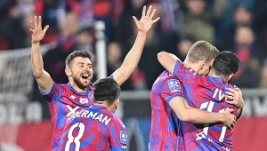 Piłkarze Rakowa Częstochowa celebrują zdobycie kolejnej bramki w drodze po tytuł mistrza Polski