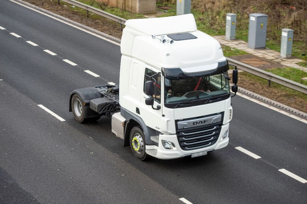 Nieoznakowany DAF CF brytyjskiej drogówki / fot. gov.uk