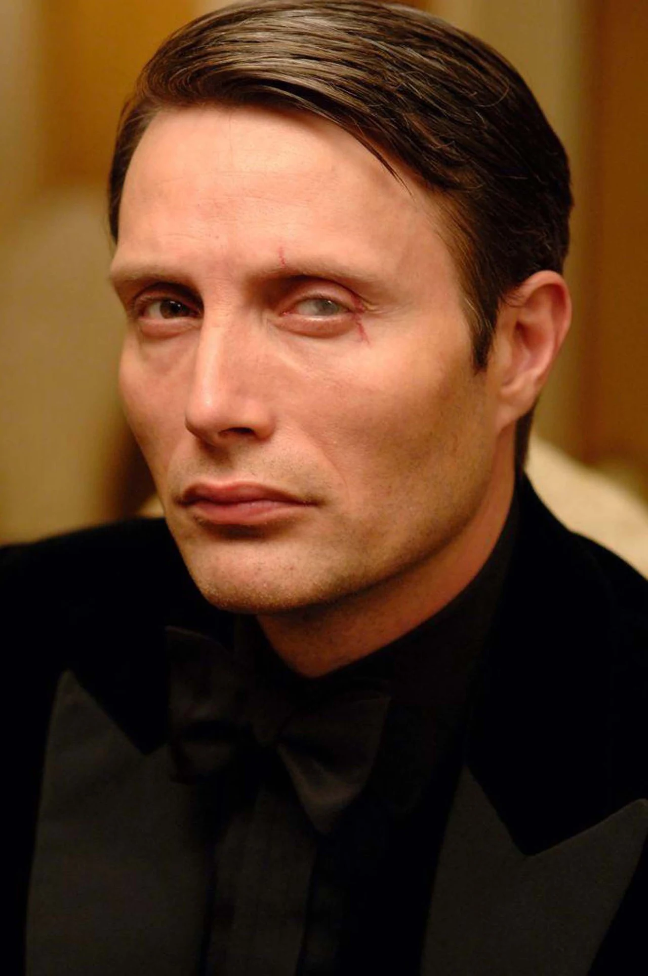 Mads Mikkelsen w filmie "Casino Royale"