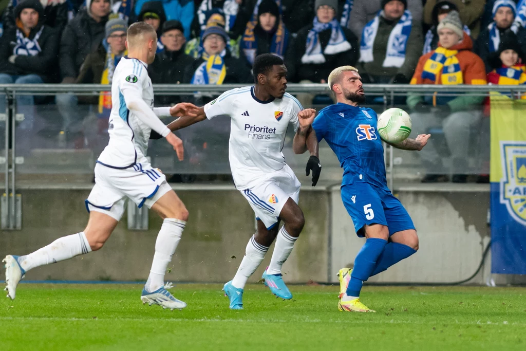 Lech Poznań w meczu z Djurgaardens IF Lech Poznań w meczu z Djurgaardens IF