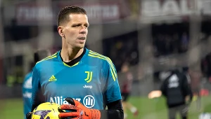 To on może zastąpić Szczęsnego! Kontrowersyjny gracz na celowniku Juventusu