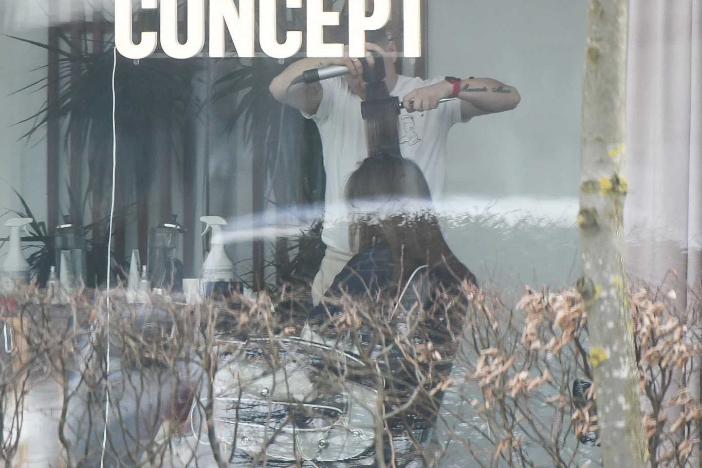 Małgorzata Rozenek u fryzjera. Co za zmiana! Małgorzata Rozenek u fryzjera. Co za zmiana!