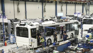 Fabryka autobusów Volvo we Wrocławiu się zamyka. Nowy inwestor zatrudni 1/3 pracowników z likwidowanego zakładu