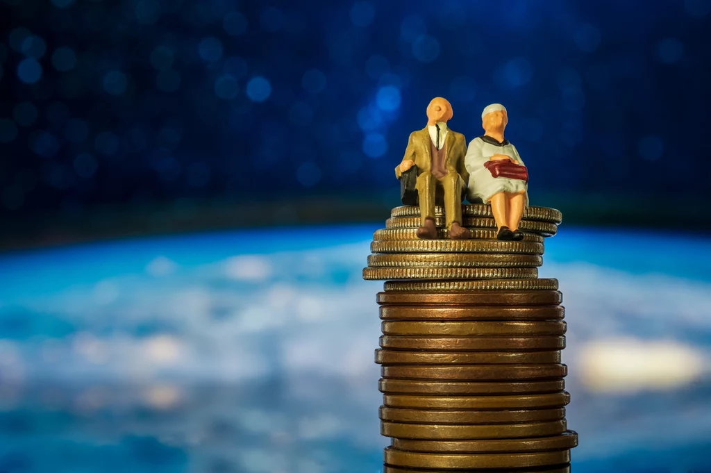 Wdowa może zrezygnować z renty rodzinnej, jeśli uzna, że jej własna emerytura jest bardziej korzystna