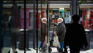 Zmiany w 14.emeryturach. Kiedy wypłacą dodatkowe świadczenie? Podano szczegóły 