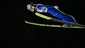 Skoki narciarskie. Sobotnia seria próbna w Vikersund została odwołana. Na zdjęciu Nika Kriznar