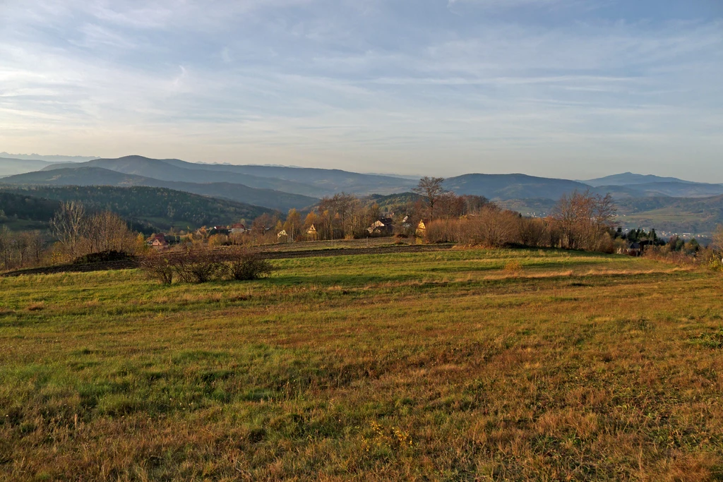  Panorama Beskidów z okolic schroniska PTTK na Kudłaczach