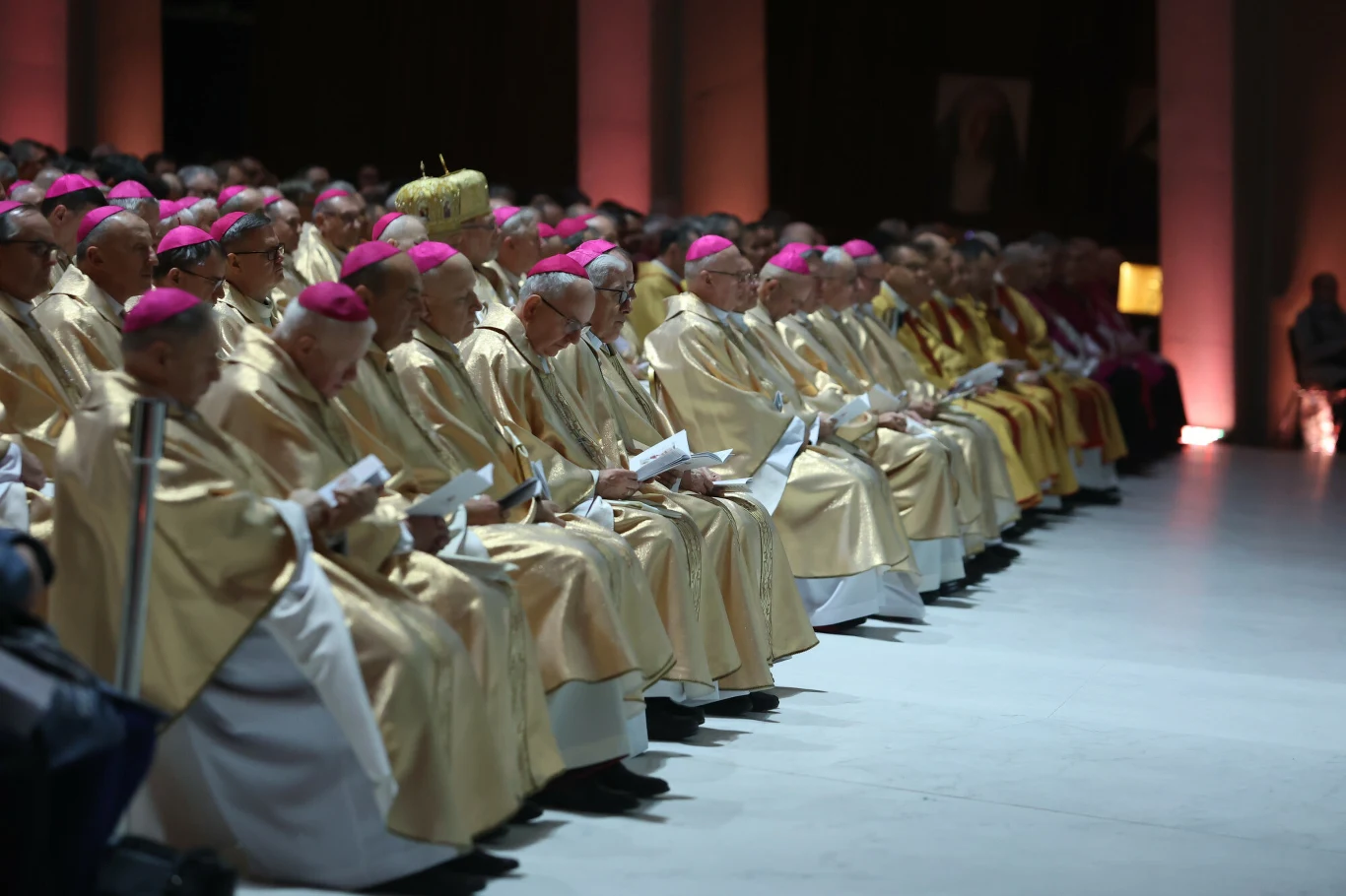 Warszawa, marzec 2023. Msza święta w Świątyni Opatrzności Bożej w Święto Papieskie