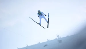 Skoki narciarskie. Johann Andre Forfang w locie