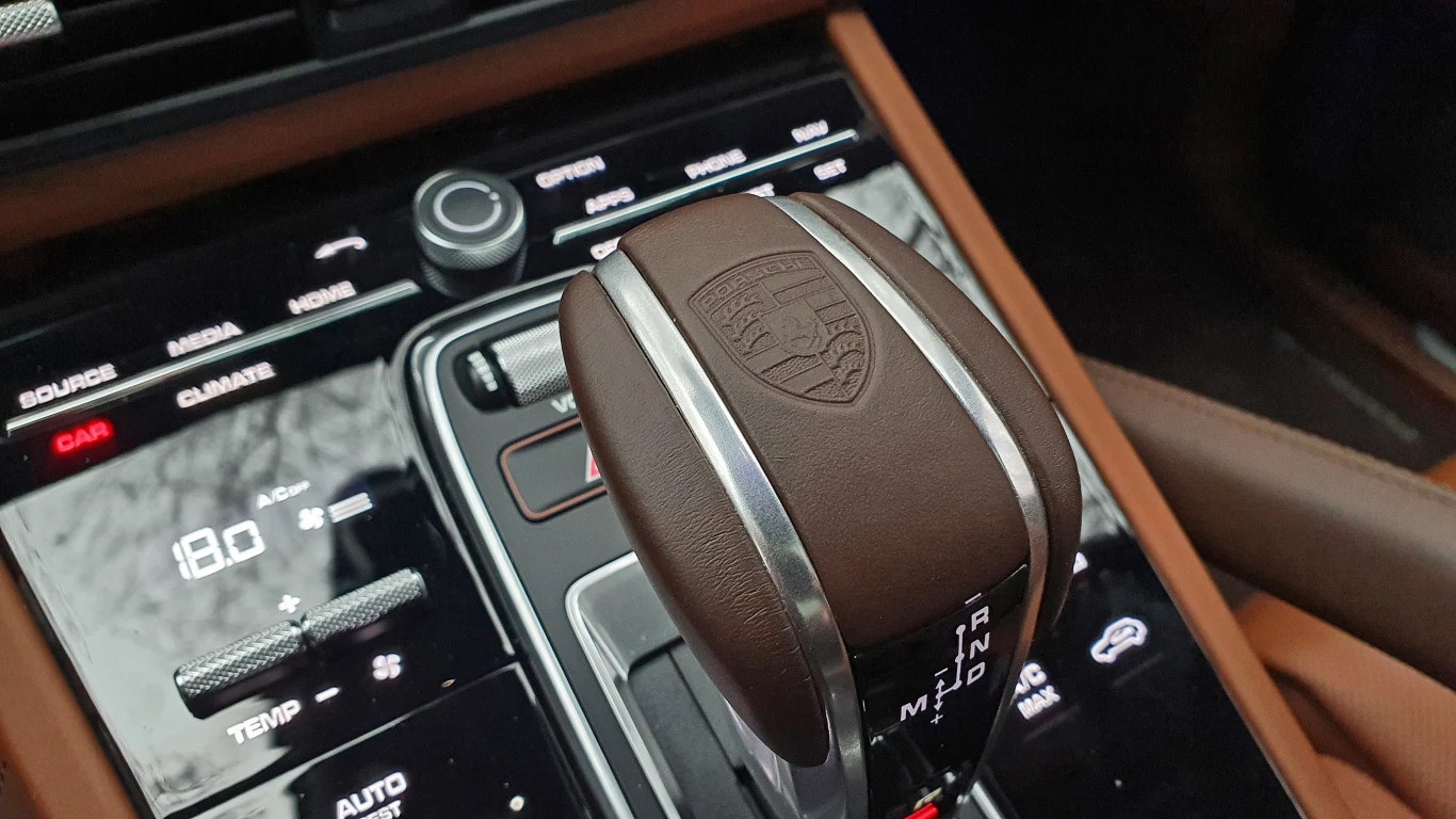 Porsche Cayenne S Coupe Platinum Edition