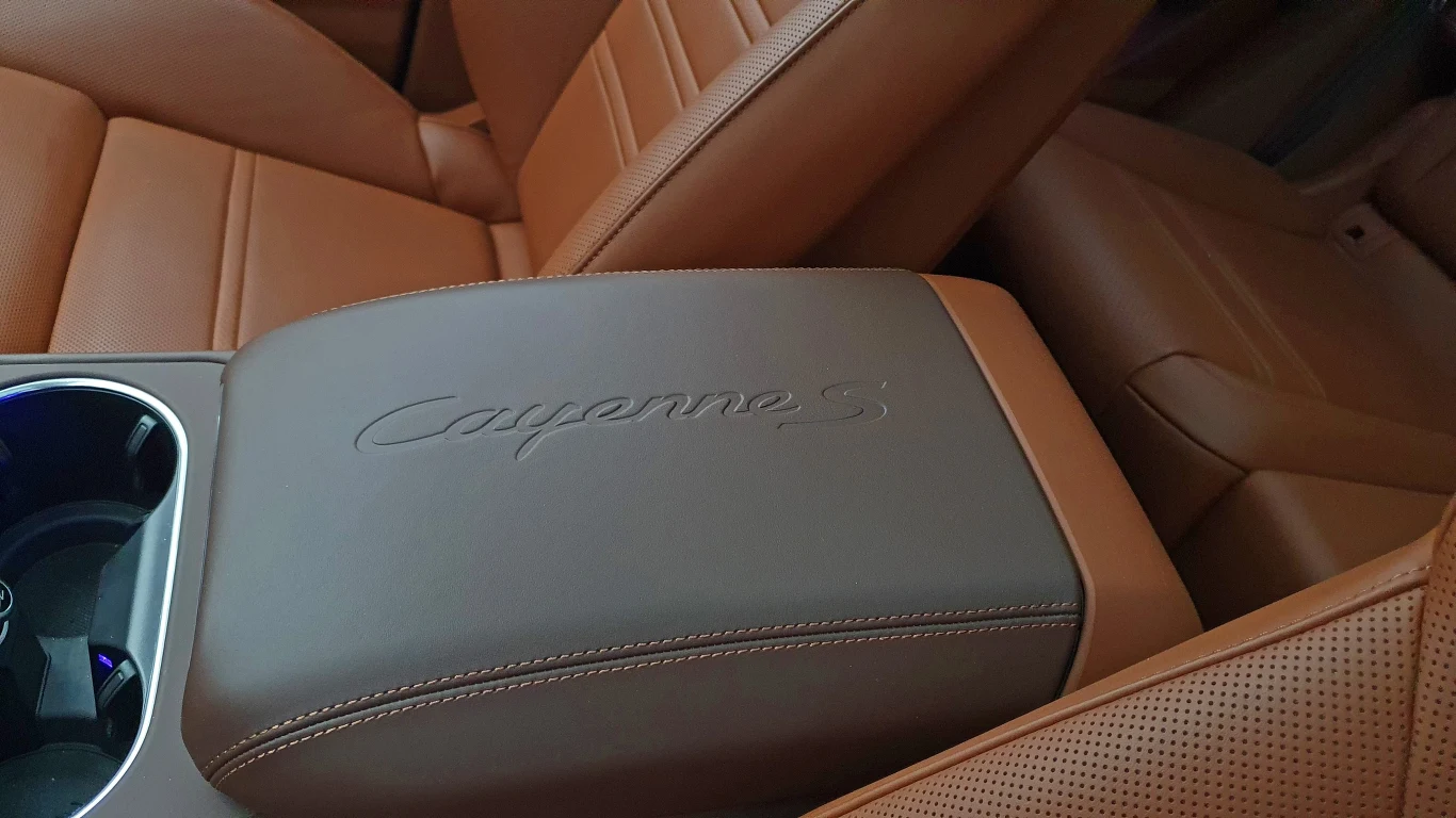Porsche Cayenne S Coupe Platinum Edition