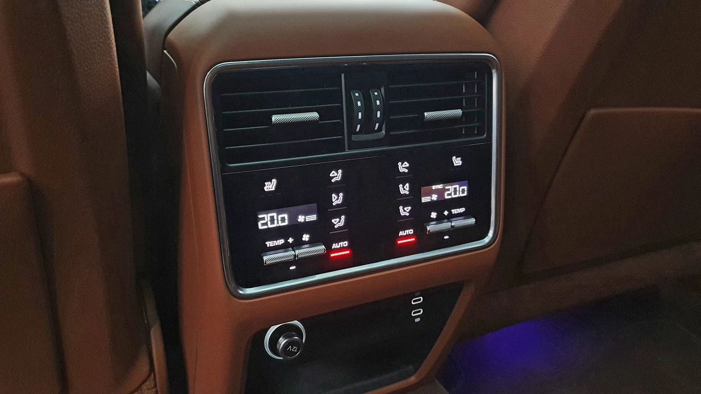 Porsche Cayenne S Coupe Platinum Edition