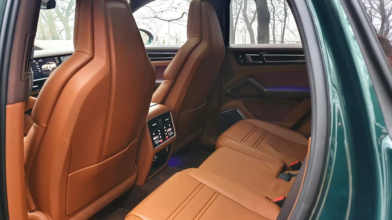 Porsche Cayenne S Coupe Platinum Edition