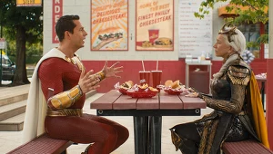 Helen Mirren i Zachary Levi w filmie "Shazam! Gniew bogów"