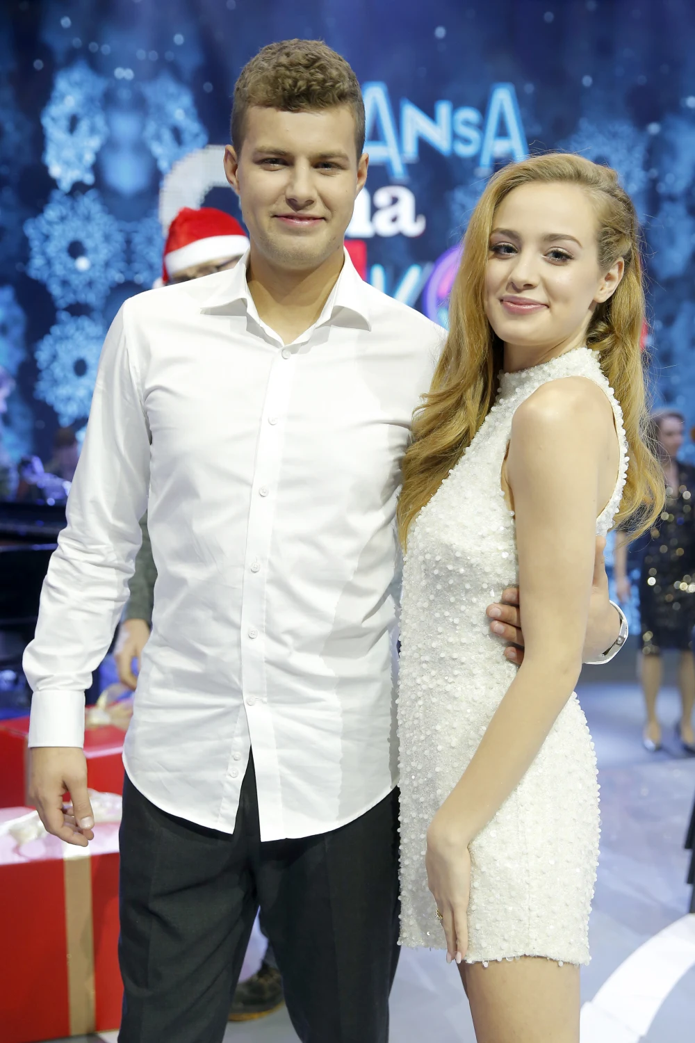 Wiktoria Gąsiewska z bratem Mateuszem Wiktoria Gąsiewska z bratem Mateuszem